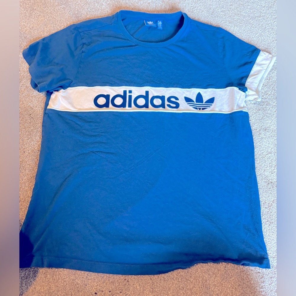 Adidas T-shirt